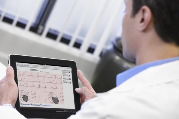 Центральная станция мониторинга Philips IntelliVue iX (PIIC iX)